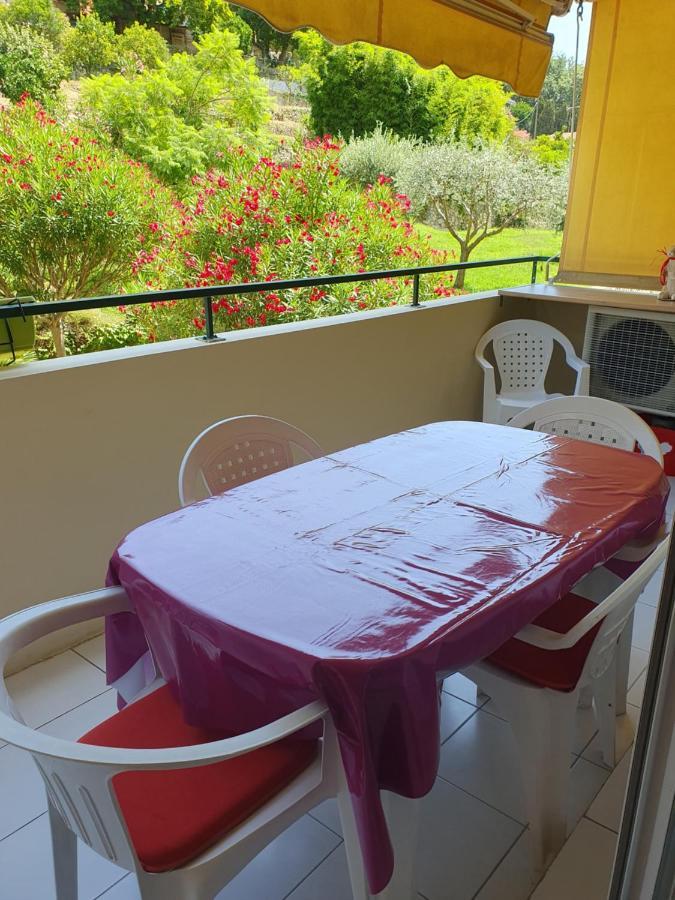 Appartement Yoyo. Mentone Esterno foto